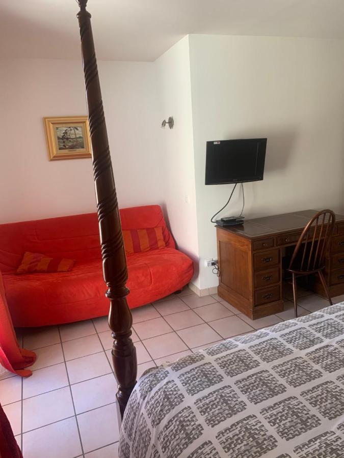 Bed and Breakfast Le Saint-Hilaire Exterior foto