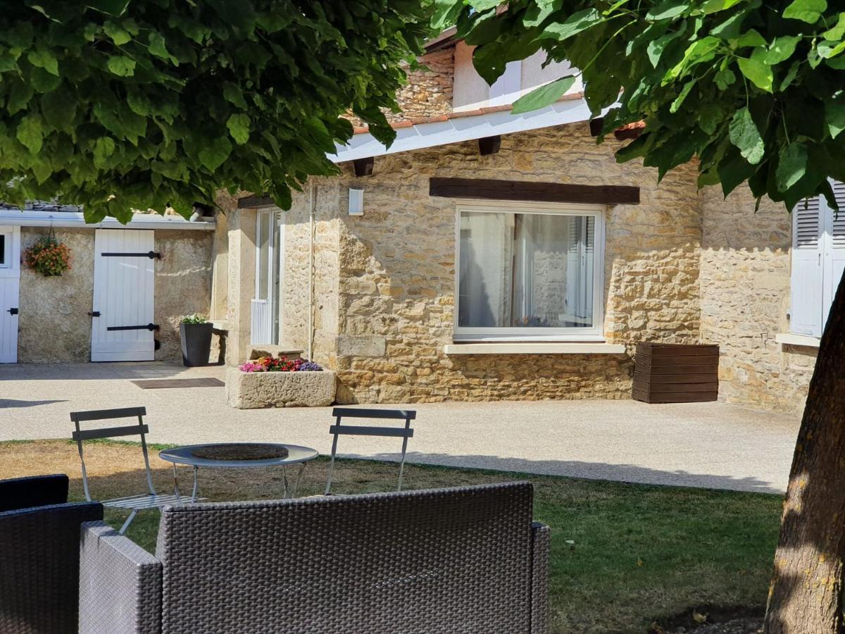 Bed and Breakfast Le Saint-Hilaire Exterior foto