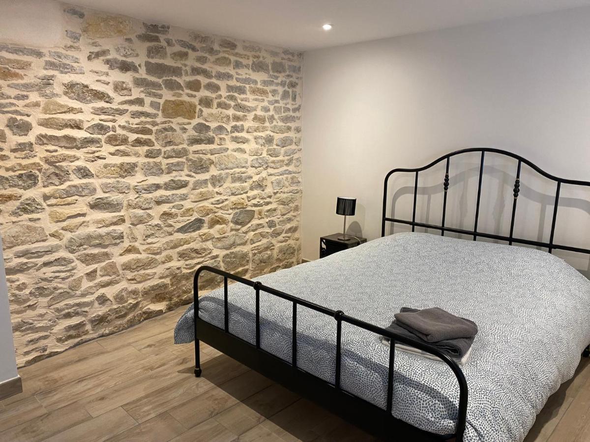 Bed and Breakfast Le Saint-Hilaire Exterior foto